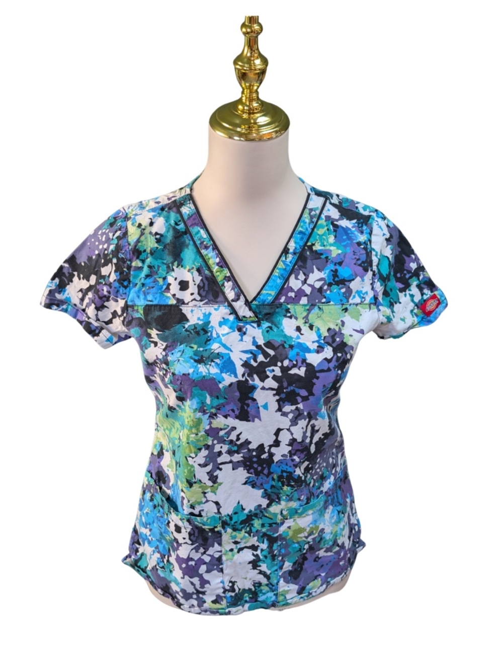 Dickies Women’s XS Multicolor Floral V-Neck Scrub Top